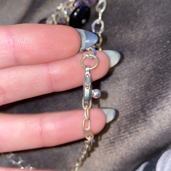 🦋Red, black, grey & white necklace! - Picture 3 of 3